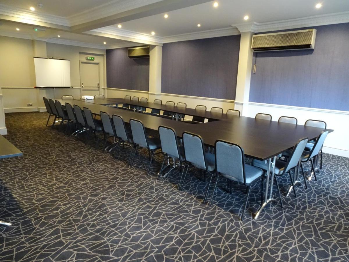 The Beeches Hotel & Leisure Club 웨스트 브리지퍼드 외부 사진
