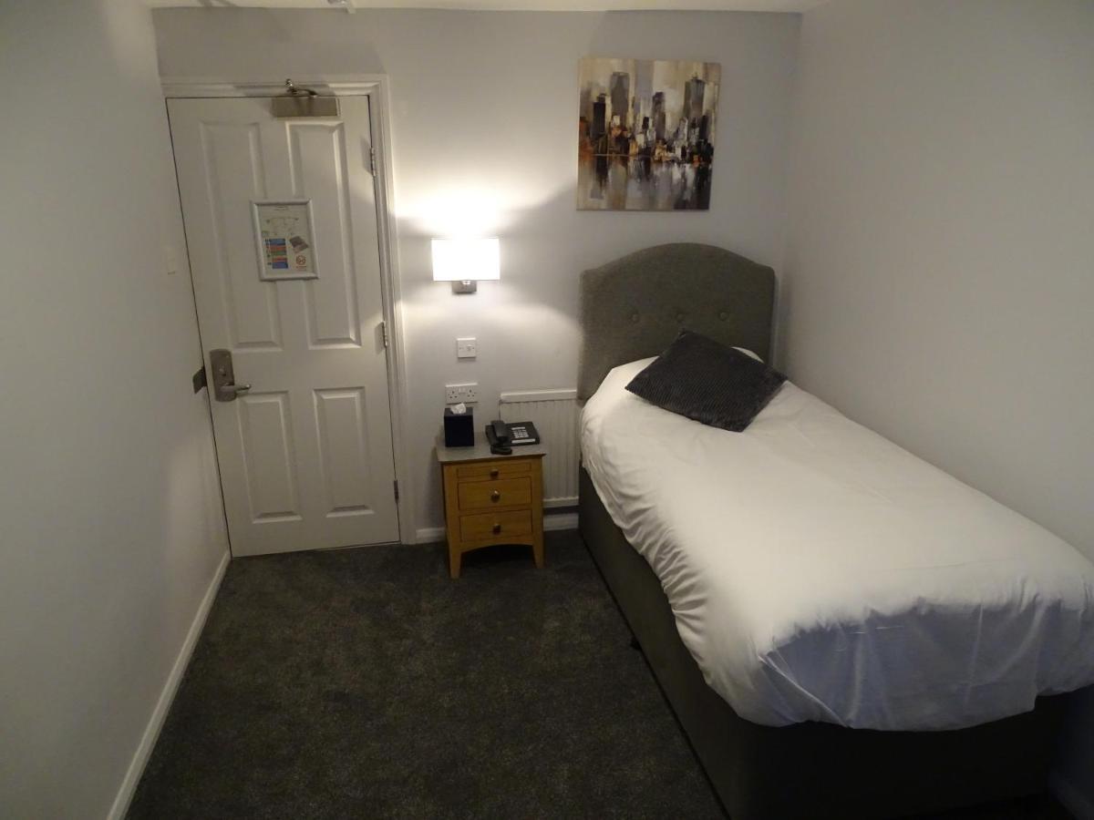 The Beeches Hotel & Leisure Club 웨스트 브리지퍼드 외부 사진