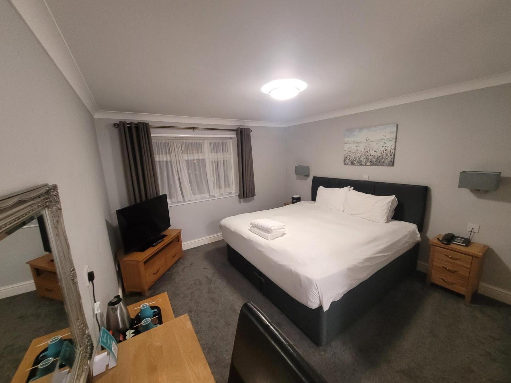 The Beeches Hotel & Leisure Club 웨스트 브리지퍼드 외부 사진